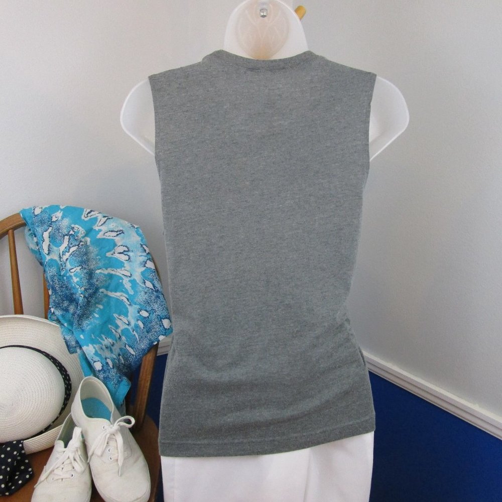👚2X Host Pick👚 Classic Disney Mickey Mouse Tank - Picture 8 of 12